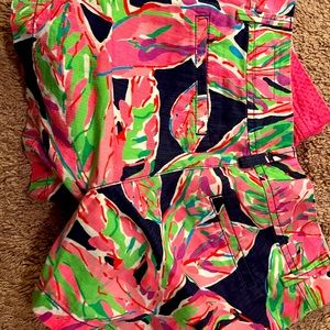Cute pair of Lilly size 2 shorts